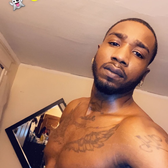 Meet your Posher, Shomari - Picture 2 of 3